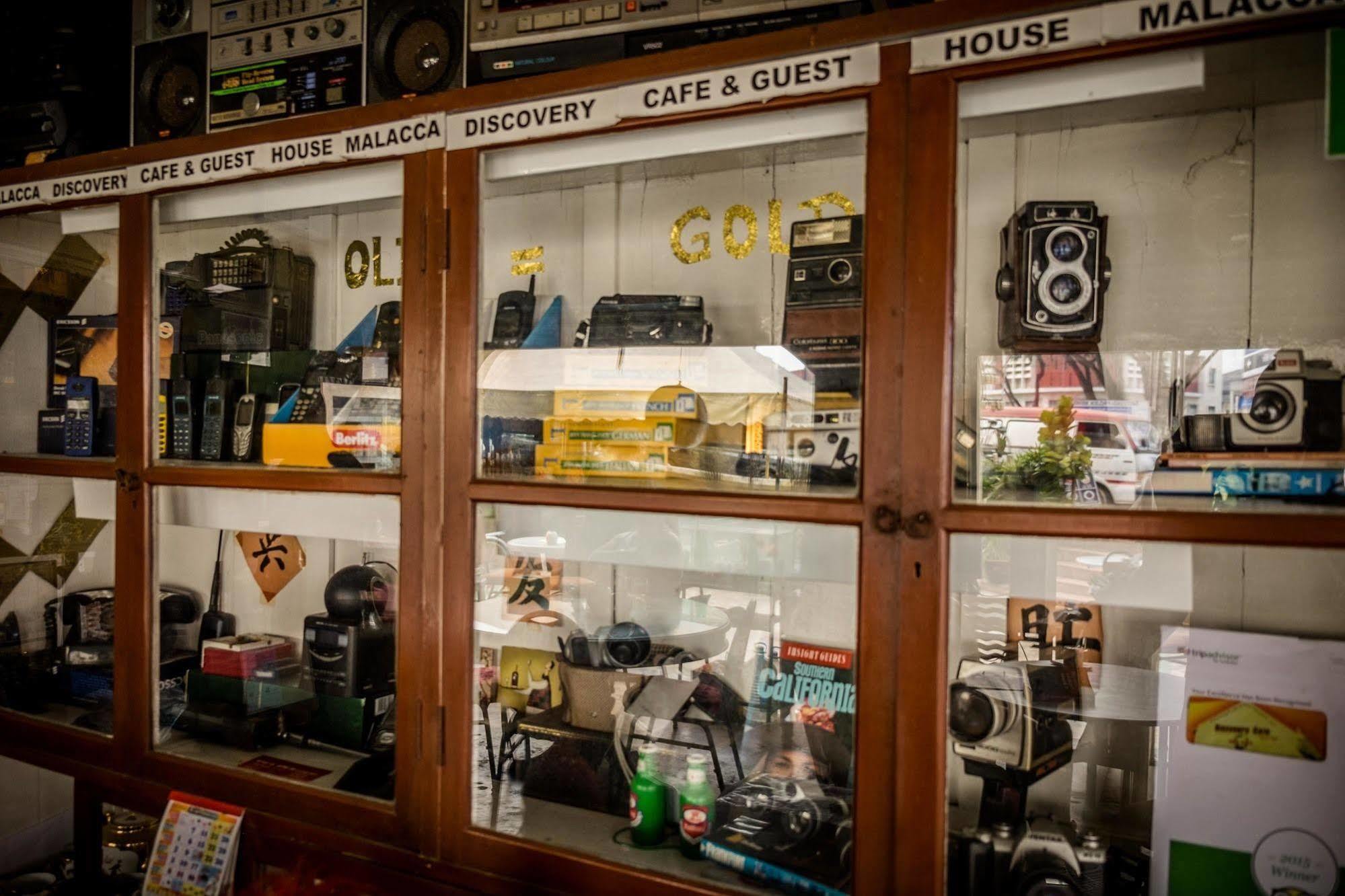 Discovery Cafe And Guesthouse Malacca Eksteriør billede